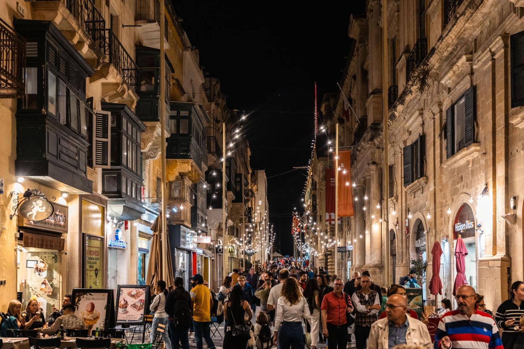 Valletta Waterfront 2 Beds Flat By Arcobnb フロリアーナ エクステリア 写真