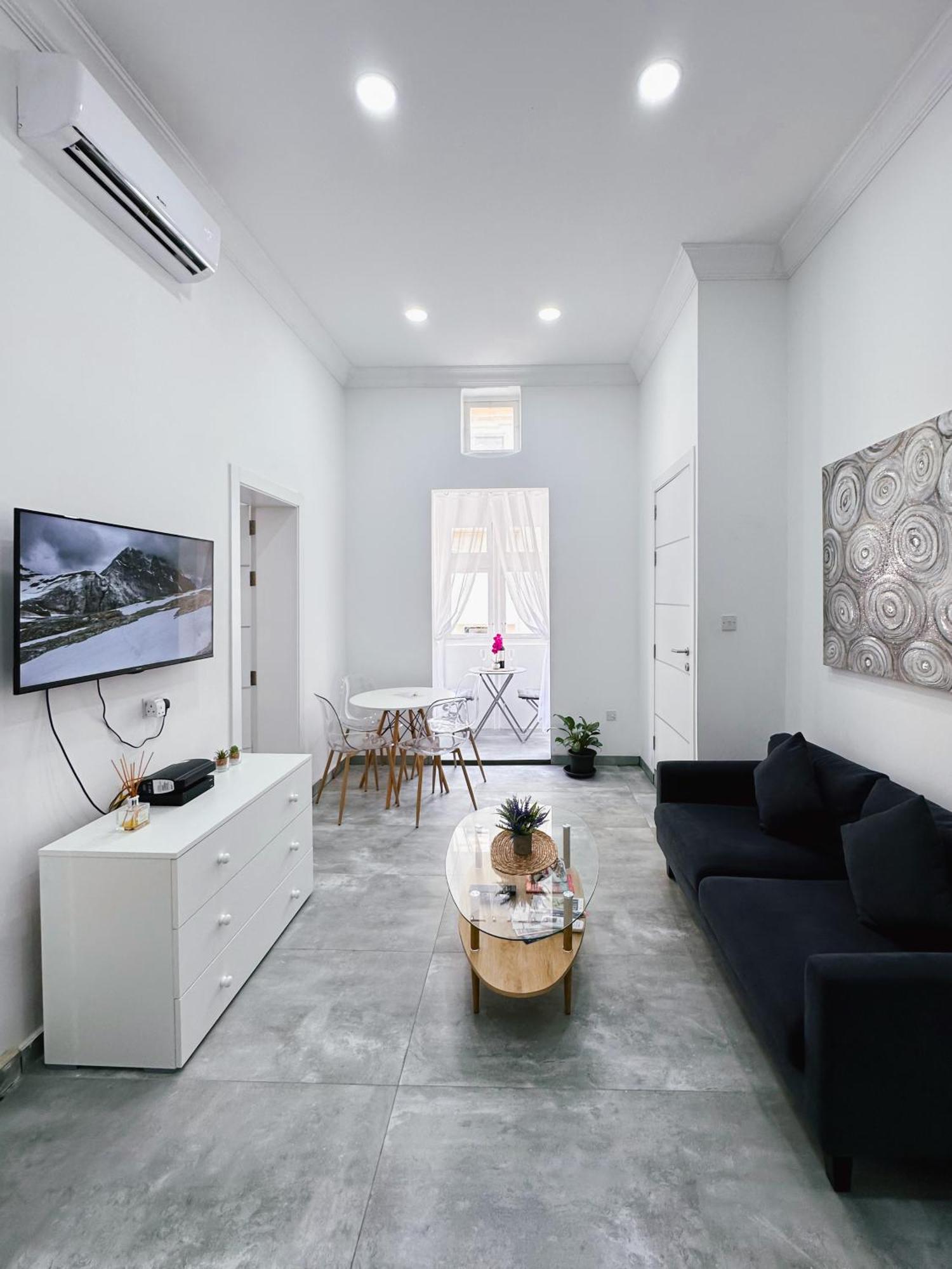 Valletta Waterfront 2 Beds Flat By Arcobnb フロリアーナ エクステリア 写真